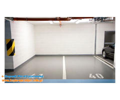 Miejsce w garażu podziemnym stare miasto